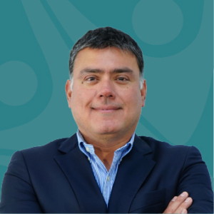 Marco Antonio Regalado, gerente de Negocios en la Cooperativa de Ahorro y Crédito San Miguel