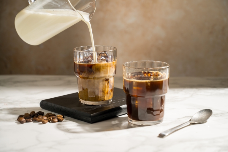 Glass,With,Iced,Latte,,Refreshing,Energy,Coffee,Drinks